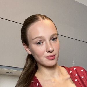 Amanda Becker