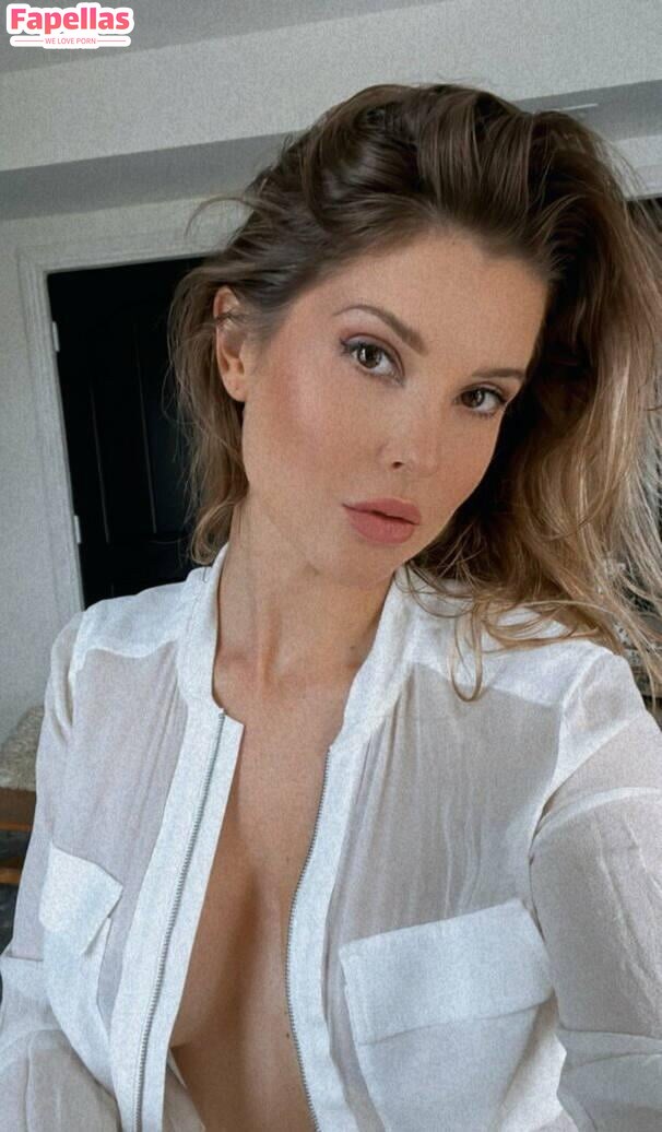 Amanda Cerny