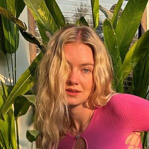 Astrid S
