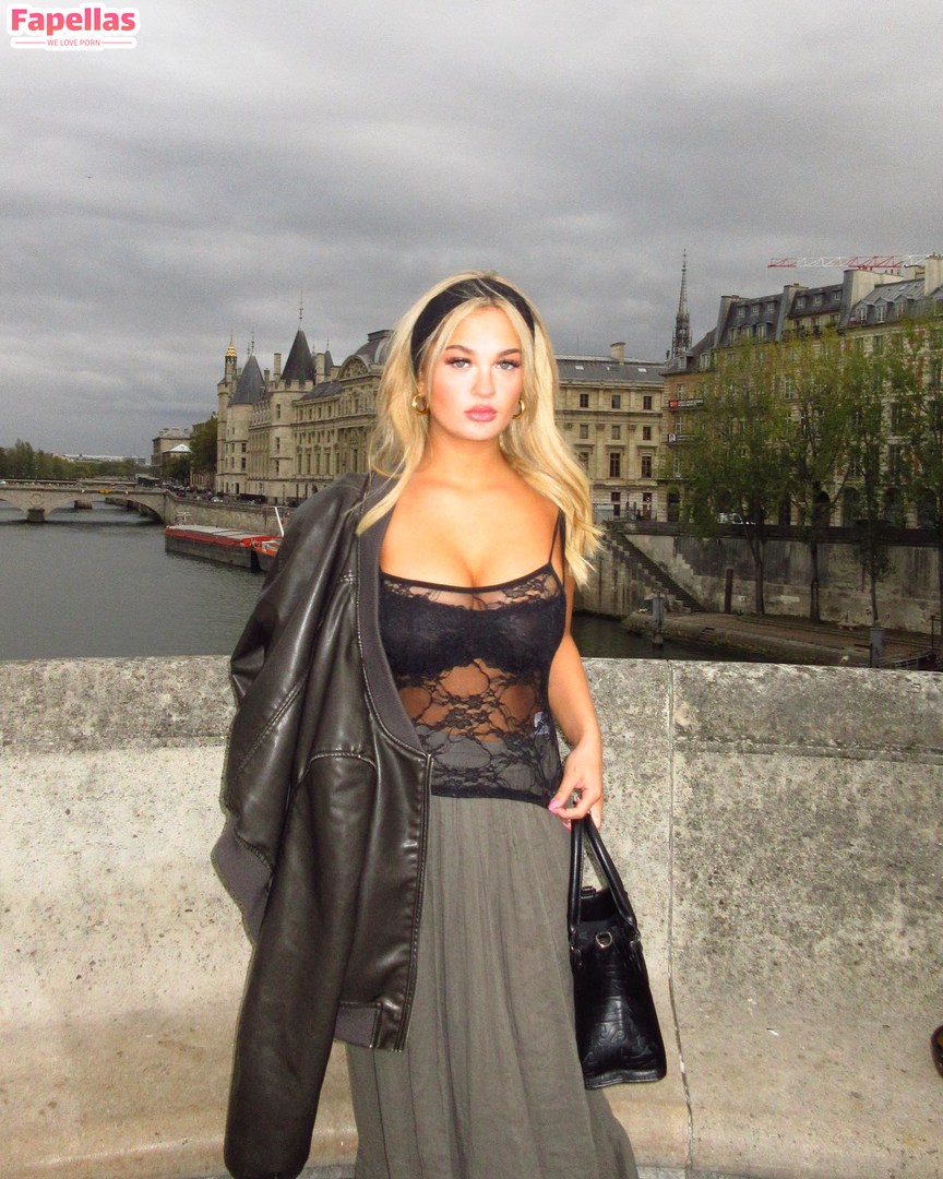 Claudia Conway aka claudiaconway aka claudiamconway Nude Leaks OnlyFans