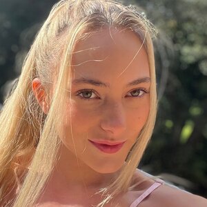 ellieedwardsxo