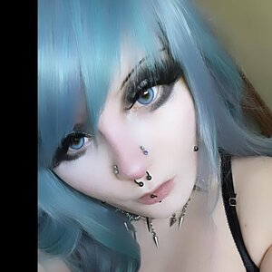 graveyardbabe1031