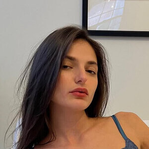 Isabel Timerman / isabelunhinged