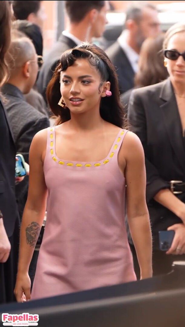 isabela-merced