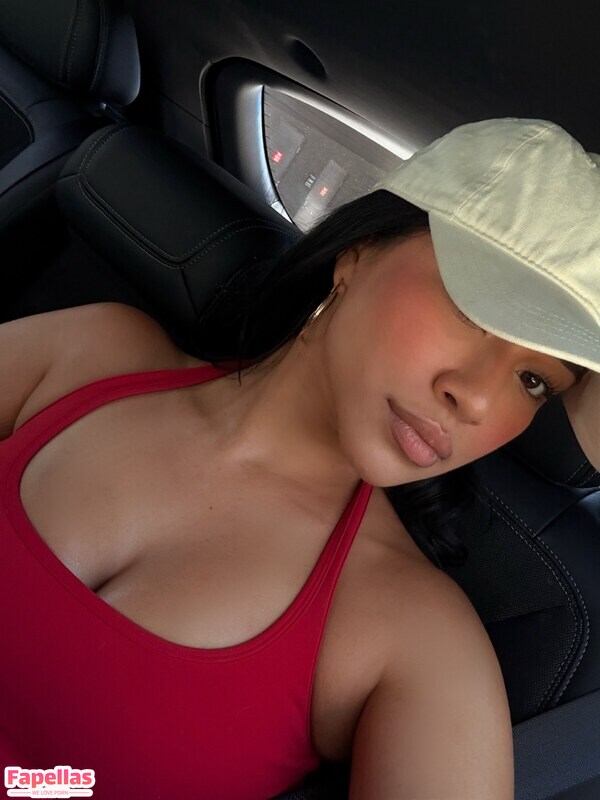 Julia Kelly