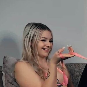 Kat Soles