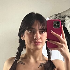 kyliecruzz