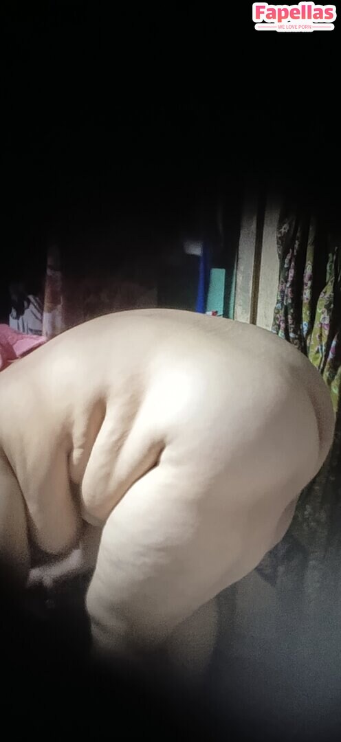 Lily Big Boobs