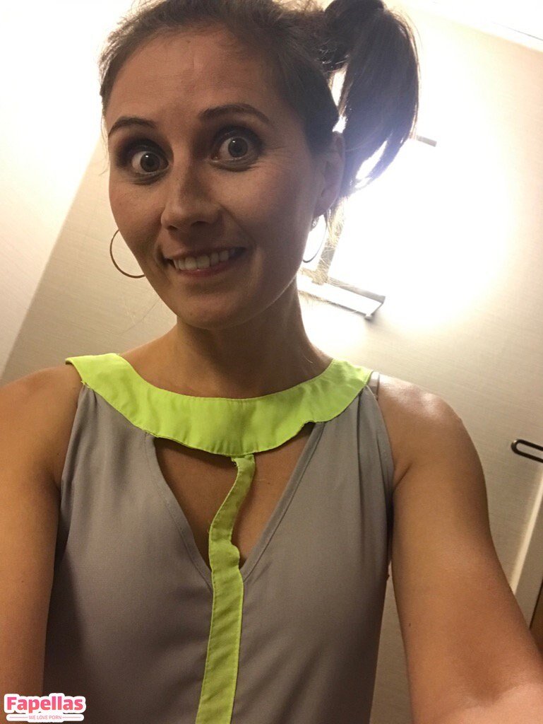 Lindsey Doe