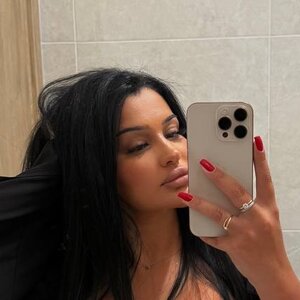 _.lyuda._