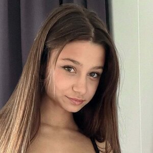 mia_candy