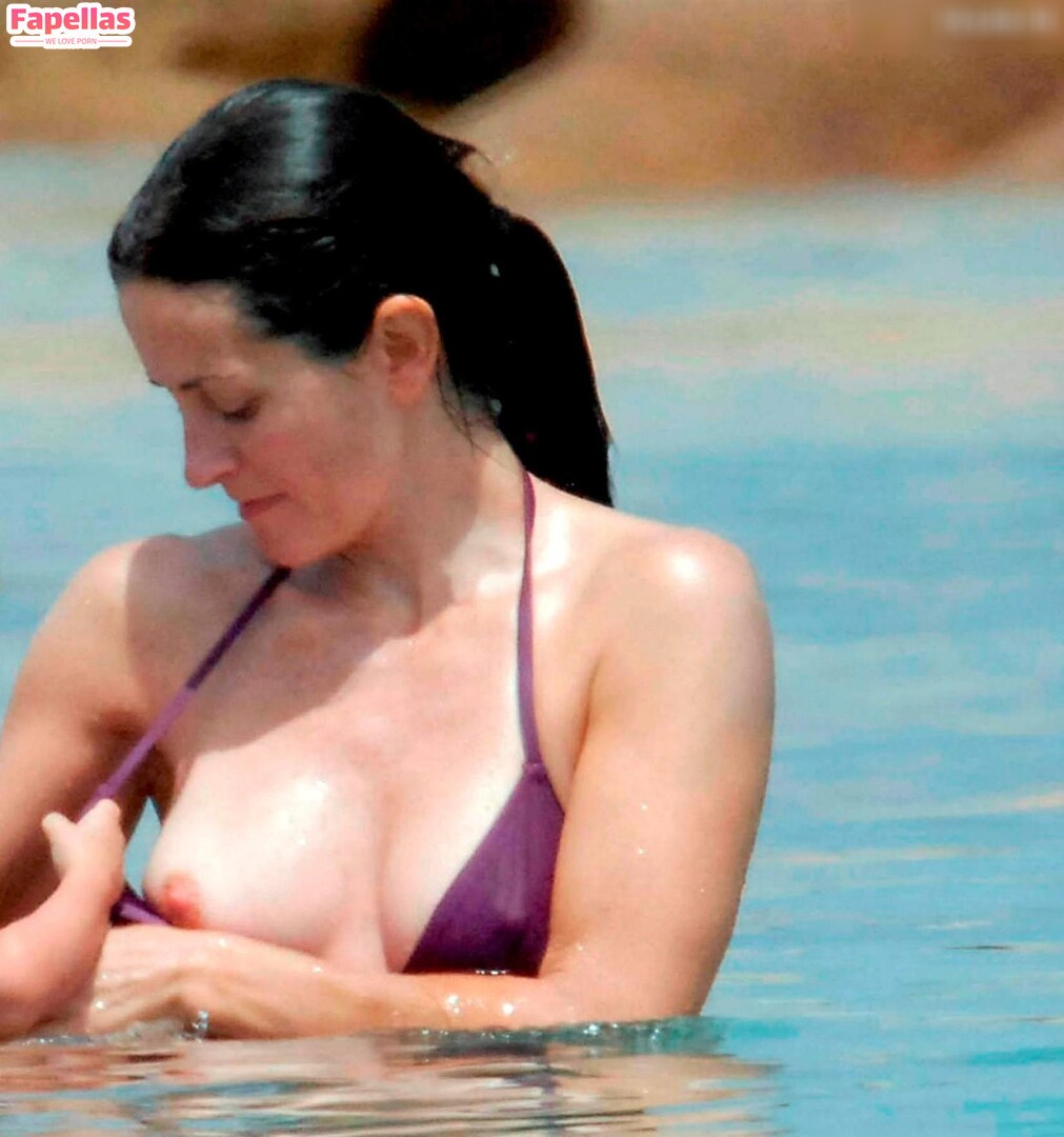 OOPS!!! International Nude Leaks  Photo #20