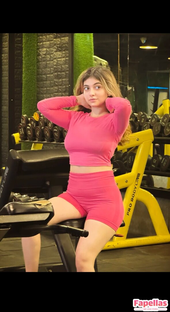 Riya-pandey