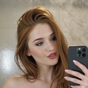 Scarlett Monroe