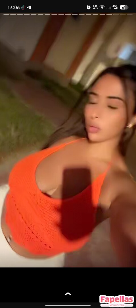 Shainaaa489