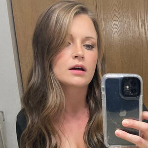 strawberrysnowflakee
