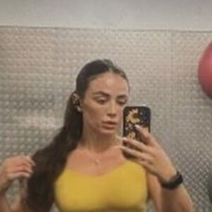 Surrey Slut Need More