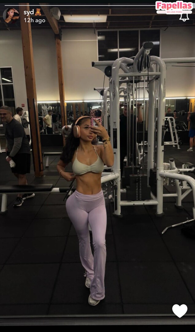 Sydney Razhegi