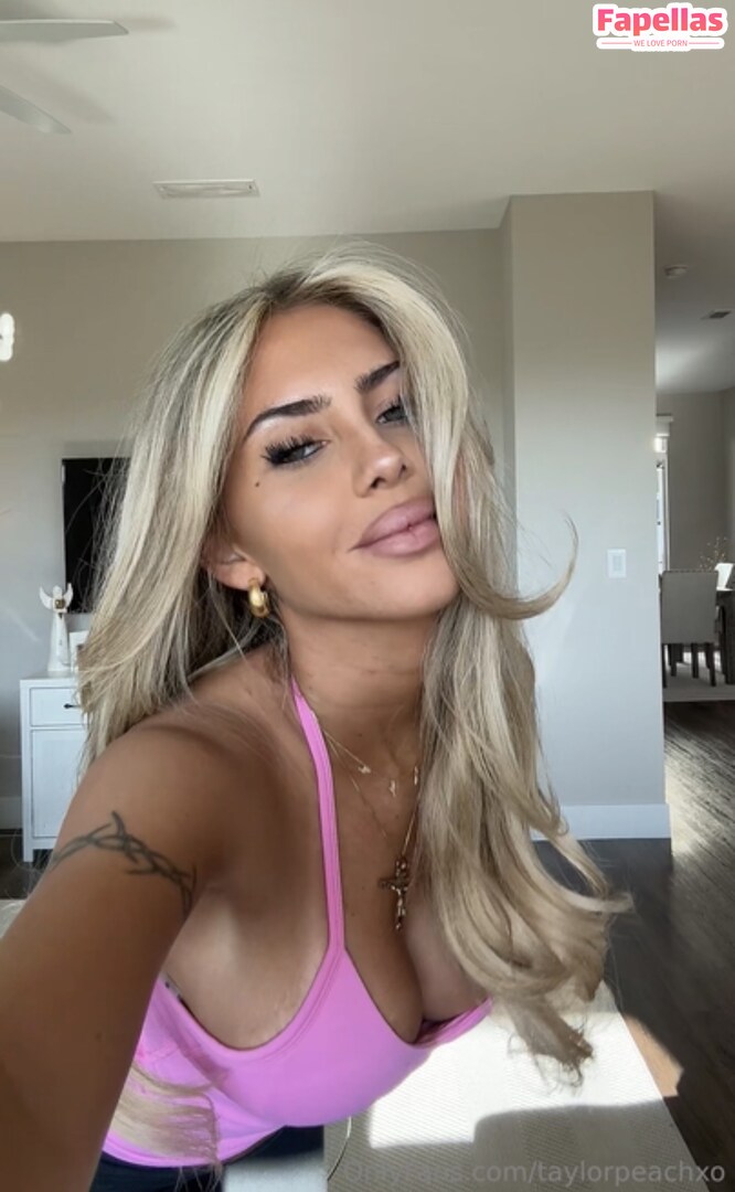 Taylor Peach Xo