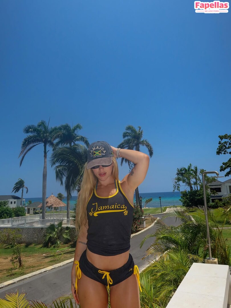 Virginia Fonseca