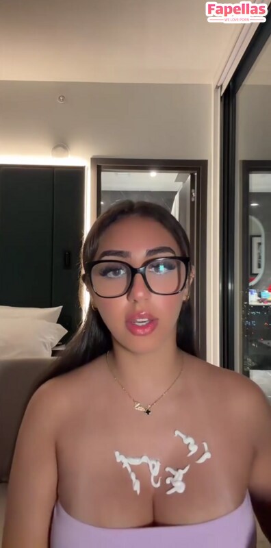 Zeinab Mansour